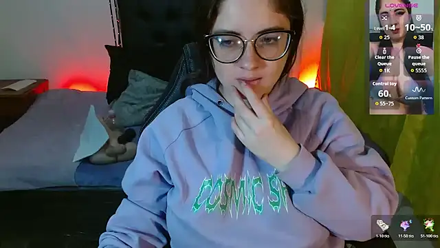 KrystalAdams online show from 11/11/25, 01:11