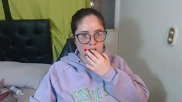 KrystalAdams online show from 04/16/26, 03:02