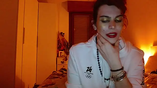 refem9 online show from 12/16/25, 05:29