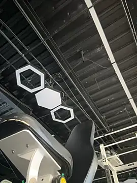 Ninazhang online show from 10/19/25, 02:23