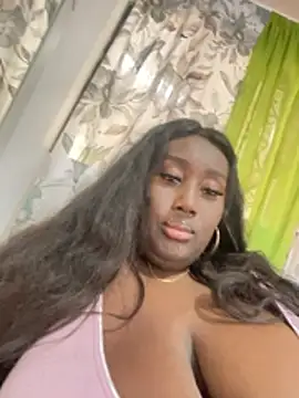 Snapshot of desirewilliam chatting on 06/16/26, 01:36 desirewilliam online show from 06/16/26, 01:36