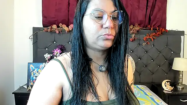 sofia sorceress5 online show from 10/19/25, 01:39