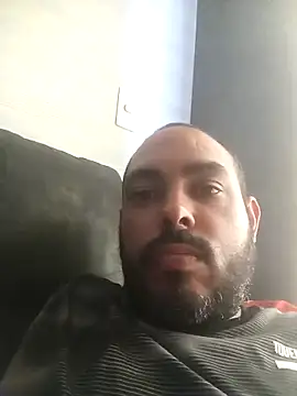 jfgustavo001 online show from 02/01/26, 05:33