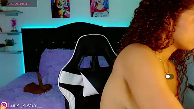 Luna blackk online show from 09/12/25, 09:04