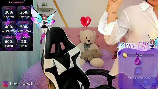 Luna blackk online show from 04/18/26, 09:04