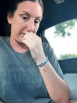 sweetsirenn online show from 09/25/25, 12:09