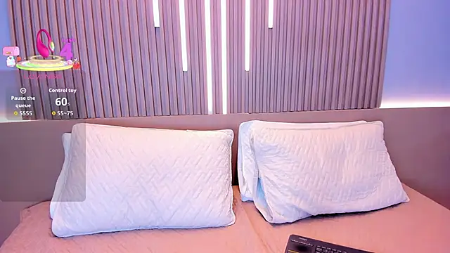 Snapshot of Camile_cute chatting on 02/06/26, 06:11 Camile cute online show from 02/06/26, 06:11