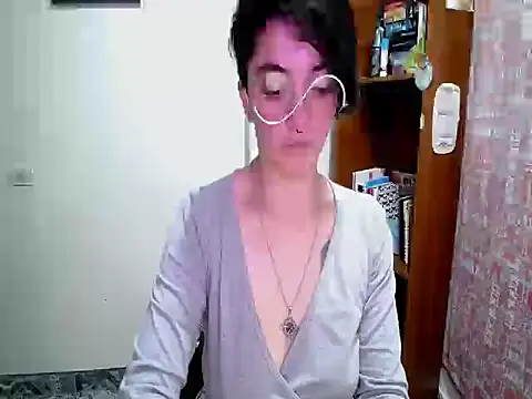 Snapshot of Came-II chatting on 07/25/26, 01:58 Came-II online show from 07/25/26, 01:58