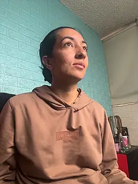 SALOME KORLAND online show from 10/28/25, 12:30