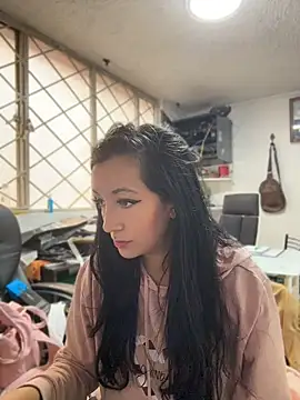 SALOME KORLAND online show from 04/24/26, 03:03