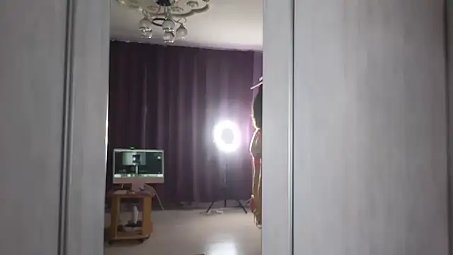 EvoletteLouLou online show from 03/06/26, 01:51