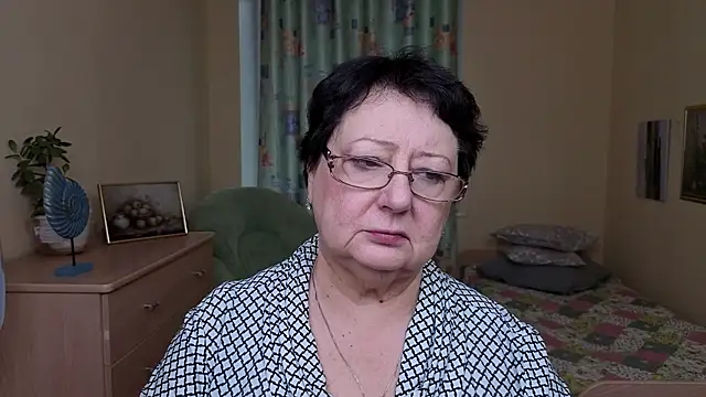 Snapshot of Margo_Moll chatting on 12/05/25, 07:39 Margo Moll online show from 12/05/25, 07:39