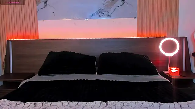 samanthaa moon online show from 03/15/26, 11:00