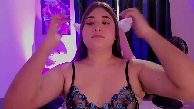 Snapshot of Gaby__Howards chatting on 10/25/25, 07:08 Gaby Howards online show from 10/25/25, 07:08