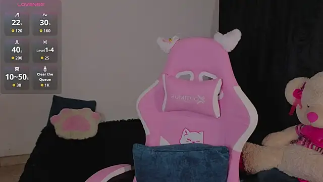 Snapshot of Gaby__Howards chatting on 11/22/25, 07:02 Gaby Howards online show from 11/22/25, 07:02