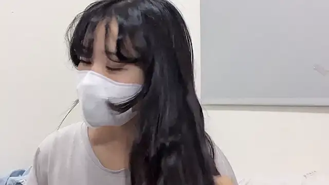 Snapshot of LHeart chatting on 09/09/25, 03:00 LHeart online show from 09/09/25, 03:00