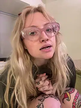 seeunexttuesday online show from 04/11/26, 06:23