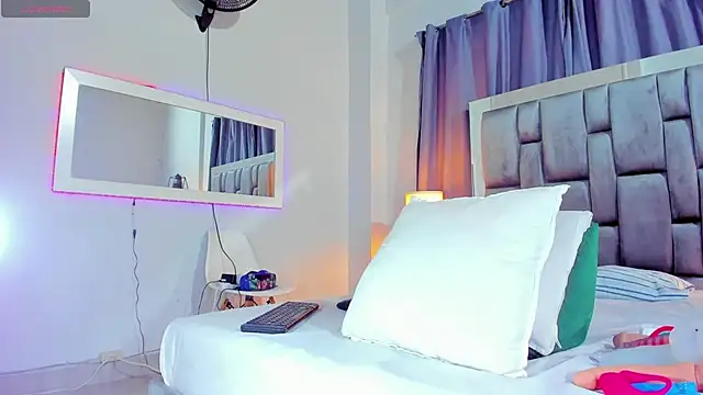 milfhorny 69 online show from 11/12/25, 12:05