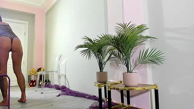 MayaHellen online show from 01/11/26, 06:07