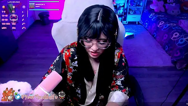 AlyssaRomanova online show from 11/15/25, 02:20