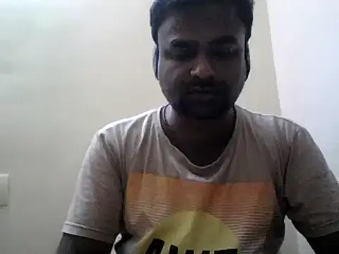 Snapshot of sree4143 chatting on 10/05/25, 04:05 sree4143 online show from 10/05/25, 04:05