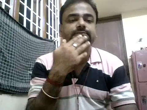 Snapshot of sree4143 chatting on 10/06/25, 04:48 sree4143 online show from 10/06/25, 04:48