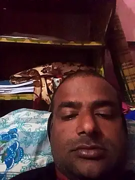 sree4143 online show from 11/08/25, 10:15