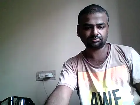 sree4143 online show from 12/05/25, 09:51