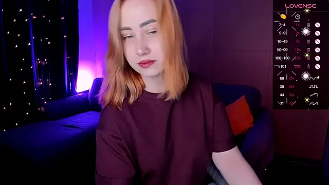 Snapshot of deboramoore chatting on 05/17/26, 06:11 deboramoore online show from 05/17/26, 06:11