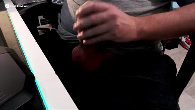 elgigologigante online show from 10/23/25, 05:33