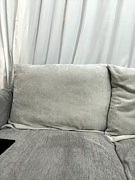 cute-yay online show from 10/28/25, 02:59