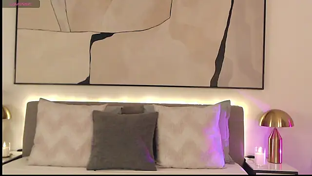 NicoleBrawn online show from 02/09/26, 10:41