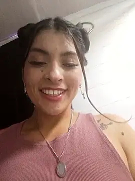 Fox Roxxan online show from 04/21/26, 02:51