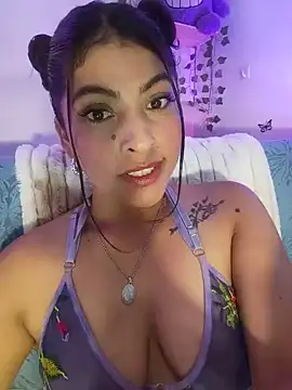 Fox Roxxan online show from 06/19/26, 02:27