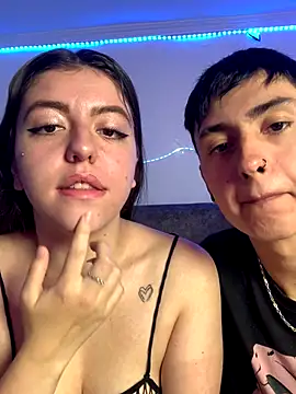 Snapshot of antonelaXantonysex chatting on 10/10/25, 06:07 antonelaXantonysex online show from 10/10/25, 06:07