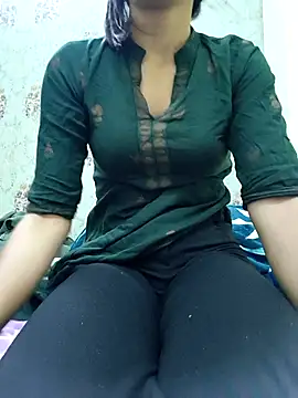Snapshot of sneha_88 chatting on 10/16/25, 05:30 sneha 88 online show from 10/16/25, 05:30