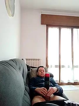 Alessio1987 online show from 02/06/26, 09:45