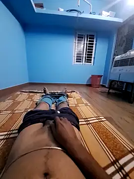 Tamilpayan00 online show from 10/04/25, 04:05