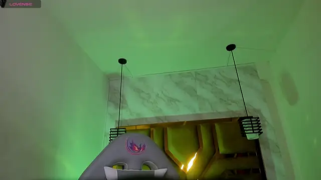 Luciifeer  online show from 10/30/25, 06:52