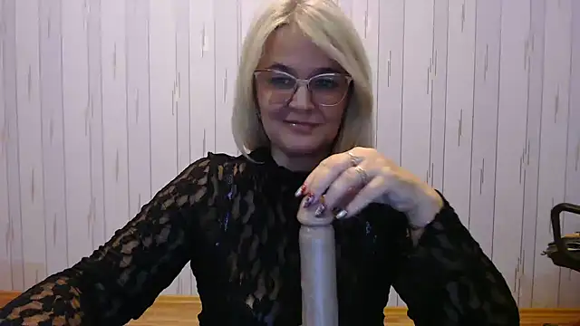 EleanoraDream online show from 02/26/26, 03:00