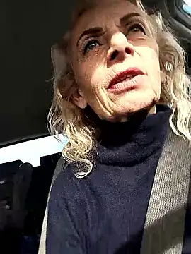 clarabell4 online show from 03/16/26, 07:56