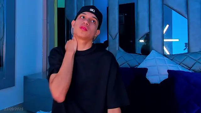 Sebax Young online show from 09/23/25, 04:26