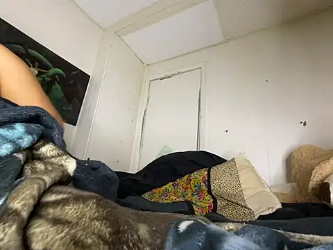 nuttybutter999999 online show from 04/03/26, 02:59