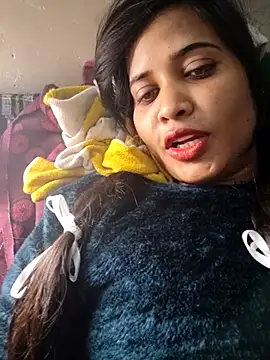 cute radhikaa online show from 01/15/26, 08:23
