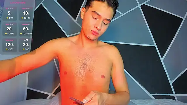 hot boy 04 online show from 04/22/26, 02:07