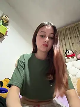 Snapshot of esmeralda_diamond69 chatting on 02/05/26, 04:17 esmeralda diamond69 online show from 02/05/26, 04:17