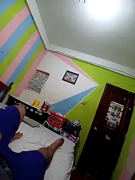 Snapshot of JesVel chatting on 11/19/25, 02:44 JesVel online show from 11/19/25, 02:44