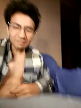 LecheDeSoya666 online show from 11/13/25, 05:28