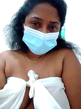 Snapshot of boosypussy chatting on 07/18/26, 03:38 boosypussy online show from 07/18/26, 03:38