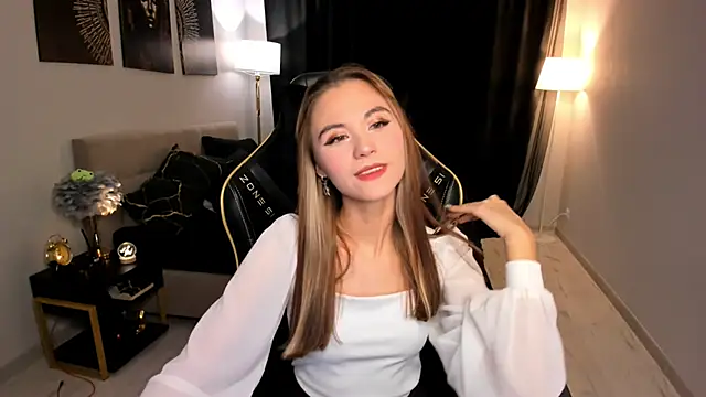 EllaCurtis online show from 02/03/26, 06:13